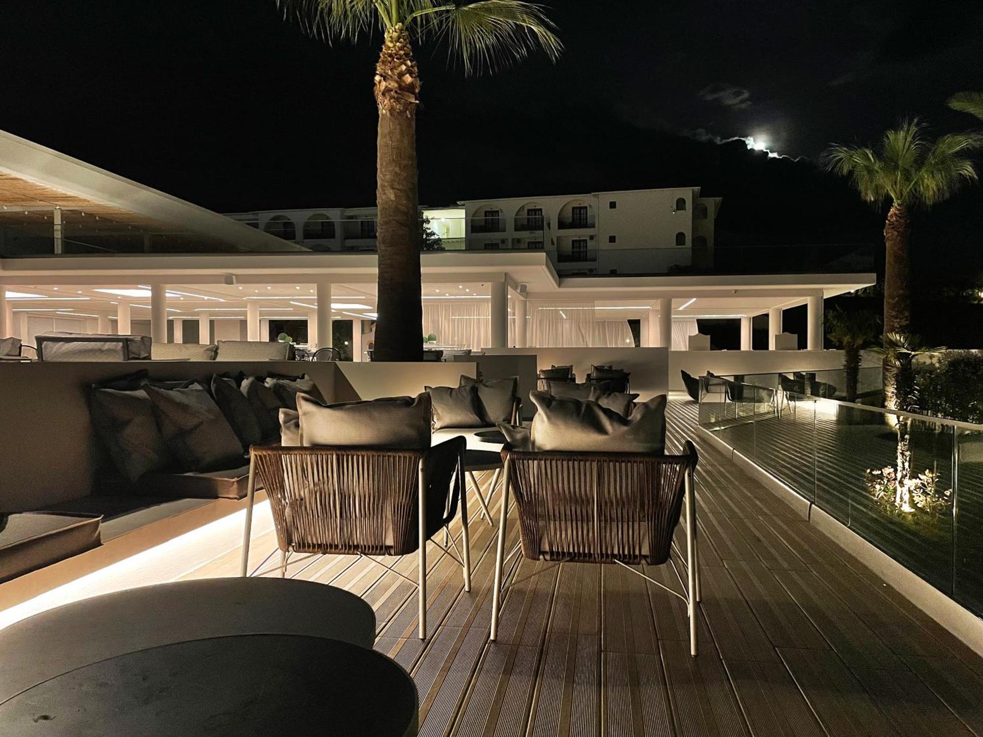 Akrathos Beach Hotel Ouranoupoli Buitenkant foto